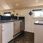 4 Person In Thisted-by Traum *